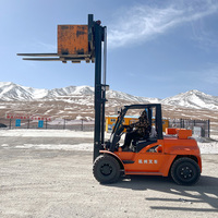 Chariot élévateur contrepoids diesel de 8,5 à 10 tonnes avec positionneur de fourches pour la manutention de l'acier et des carrières dans les ports et les terminaux