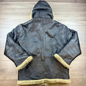 Veste en cuir pour homme de style aviateur en cuir de vachette de haute qualité, avec capuche, moderne, coupe ajustée, veste en cuir personnalisée - Product Image 3