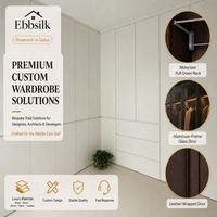Système de dressing de luxe pour appartement, en contreplaqué modulaire extensible, écologique, avec porte à charnière d'angle pleine hauteur pour chambre à coucher