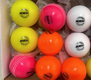 Ballon à vent en PVC personnalisé de qualité supérieure pour jeu intérieur et extérieur, design léger et durable, résistant aux intempéries, sûr pour les enfants et les adultes - Product Image 1