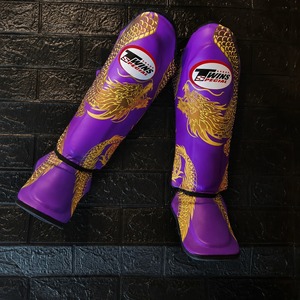 Nuevo Diseño de Protector de Tibias para Kickboxing, Modelo Twins, en Cuero Verde, Duradero, Alto Rendimiento, con Estampado de Dragón Dorado, Protección para MMA - Product Image 6