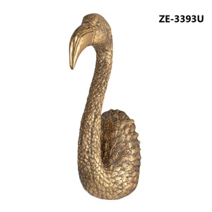 Escultura Metálica Hecha a Mano de Lujo, Pieza Elegante para Interiores de Villas de Diseño, Escultura de Hierro Moderna Premium, Decoración Interior Elegante - Product Image 3