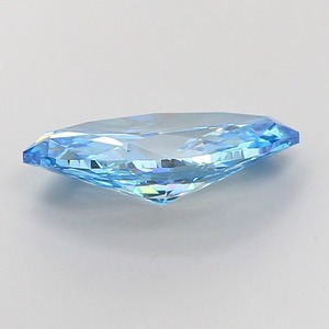 เพชรทรงมาร์คีส์ 4.01 กะรัต สีฟ้าสดใส แฟนซี ได้รับการรับรองจาก IGI ความสะอาดระดับ VVS2 ขัดเงาอย่างดี เพชรสังเคราะห์ CVD แบบเม็ดเดี่ยว - Product Image 2