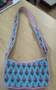 Assorted Premium Block Printed Floral Print Women Hand Bag <b>Quilted</b> Cotton Zipper Closure Pillow Shape Wholesale Gifting Purpose - Product Image 5