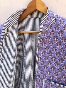 Chaqueta Acolchada de Algodón Reversible Hecha a Mano en Jaipur con Estampado Kantha Sanganeri y Bordado para Mujer, Transpirable para Otoño e Invierno - Product Image 5