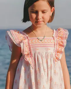 เดรสฤดูร้อนพิมพ์ลายดอกฮิปปี้สีชมพูสวยสำหรับเด็กผู้หญิง100% ผ้าฝ้ายระบายอากาศได้แขนจับจีบผ้าคอตตอนเนื้อนุ่มใส่หน้าร้อนอายุ13ปี - Product Image 1