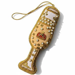 Élégant pour l'ornement de flûte à champagne Fabriqué à la main Ivoire Or Design Perle Accents Couronne Détail pour le Nouvel An Noël Suspendu - Product Image 1