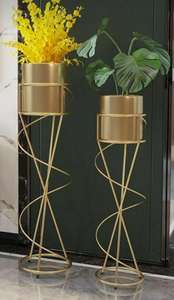 Support de pot de fleurs en fer doré en forme de cône, ensemble de supports décoratifs pour plantes, pot de fleurs blanc en forme de cône, support élégant pour l'affichage des pots de fleurs, revêtement en poudre - Product Image 3