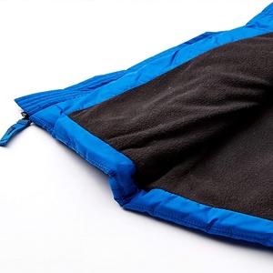 Chaleco acolchado Reversible transpirable con relleno de plumón para hombre, capucha resistente al agua, ropa exterior de invierno y primavera, etiqueta privada empacable - Product Image 3