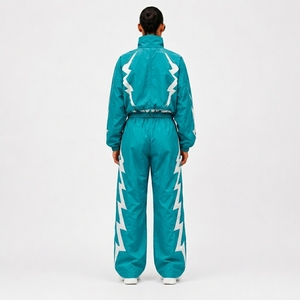 Survêtement unisexe bleu sarcelle avec imprimé zigzag blanc, coupe régulière, style sportif, col montant, fermeture éclair, coupe-vent et imperméable - Product Image 2