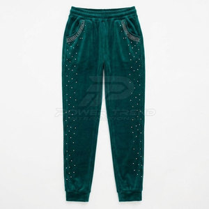 Ensemble de vêtements tendance pour femmes, pantalon à taille élastique en velours avec strass et haut court à manches longues, coupe ajustée - Product Image 4
