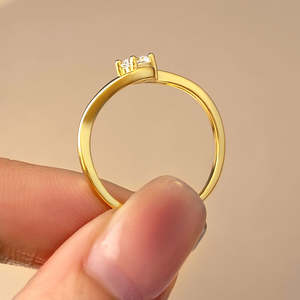 แหวนหมั้นดีไซน์เกลียวประดับเพชรซิคอนทรงบริลเลียนต์ 0.50 กะรัต ดีไซน์ทันสมัย เหมาะสำหรับงานฉลองครบรอบ ทำจากเงินแท้ 925 - Product Image 6