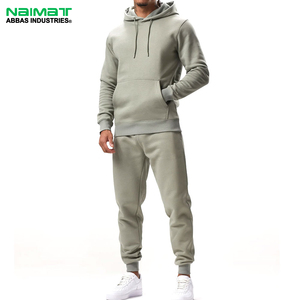 Survêtement homme imprimé écologique de haute qualité vert olive clair, sweat à capuche lourd et pantalon de survêtement 100 % coton Naimat - Product Image 1