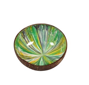 Bol en noix de coco laqué au design unique en spirale, artisanal, fait main, pour la décoration moderne de la maison et du bureau - Product Image 1