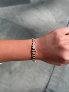 Bracelet jonc à charnière à barres décalées en or 18K/14K/10K ou argent 925, serti de diamants brillants cultivés en laboratoire de 5,00 carats, certifié IGI - Product Image 3
