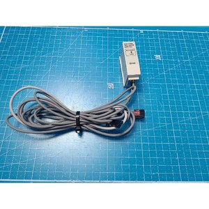 Commutateur automatique à semi-conducteurs SMC D-M9PJ, utilisé comme pièce détachée d'équipement semi-conducteur d'occasion - Product Image 3