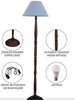 Lampe sur pied traditionnelle en bois avec abat-jour en tissu blanc, ampoule LED, culot E26, commande par interrupteur, lumière blanc chaud 2700K