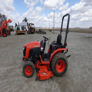 Tractor Kubota B2601 4x4 Nuevo con Cortadora de Césped, Equipo Agrícola con Motor, en Venta a un Precio Muy Económico - Product Image 1