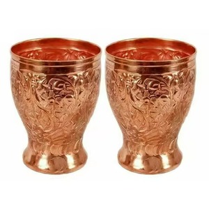 Verre à eau conique en cuivre à base lourde de 450 ml pour service de bar, cocktails et usage en restauration - Product Image 6