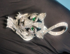 จี้เสือดำประดับเพชร จี้เงินแท้ 925 ประดับมอสซาไนต์ จี้ฮิปฮอป จี้รูปสัตว์ จี้หัวเสือดำ 3 มิติ สำหรับผู้ชาย - Product Image 5