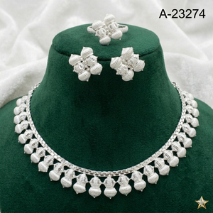 Conjunto de Collar y Pendientes Florales de Circones Chapados en Oro de 24K Estilo Indio de Moda para Mujer, Joyería para Compromiso, Boda y Fiesta - Product Image 5