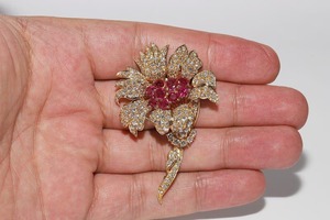 Broche de Boda Vintage de los Años 80, Oro de 14k y Plata 925 con Moissanita, Rubí y Diamante, Certificado por GRA, 7.90CT - Product Image 3
