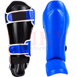 Protège-tibias et protège-pieds bleus pour MMA, Muay Thai, Kickboxing, Boxe, Arts Martiaux, avec ajustement confortable et construction durable - Product Image 1
