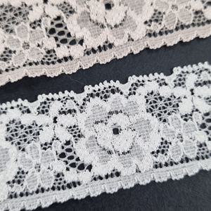 Bordure en dentelle florale extensible légère de 3 cm à festons étroits pour lingerie, vêtements, mariages et décorations d'occasions spéciales - Product Image 5