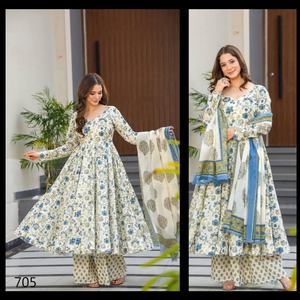 Designer 3pcs Pure Maslin Digital Printed Work Kurti Bottom avec Dupatta Beautiful Salwar Kameez Collection New Arrival - Product Image 2