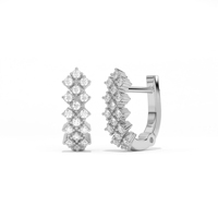 Anting Hoop Minimalis Berlian Buatan Laboratorium Tiga Baris Model Zig-Zag Sarang Lebah Wanita Aarinya, Emas 18K Bersertifikat IGI, Hadiah Cluster