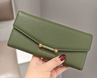 Dompet Wanita Bahan PU dengan Penutup Gesper, Desain Tekstur Embos Metalik, Pilihan Warna dan Logo yang Dapat Disesuaikan, Ukuran Besar