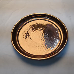 ถาดเสิร์ฟทรงกลมสแตนเลสสีโรสโกลด์แบบตอกลายสุดหรู – จานโลหะตกแต่งแบบมันเงาสไตล์โมเดิร์น - Product Image 3