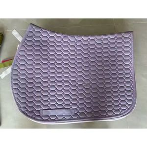 Tapis de selle de dressage matelassé blanc, coque en coton, rembourrage en polyester, doublure en satin, sangle de selle, équipement d'équitation - Product Image 4