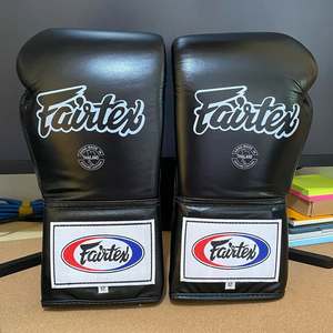 Fabrication de gants de boxe sur mesure de haute qualité, design OEM, idéaux pour l'entraînement MMA, Kickboxing, Muay Thai - Product Image 3