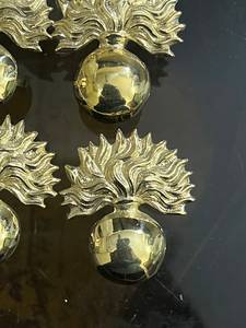 Insignias Personalizables 3D de Estilo Dorado con Diseño de Llama, Pin Metálico Decorativo para Prendas - Product Image 6