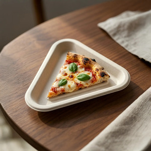Assiette jetable triangulaire en pulpe moulée, la plus demandée, biodégradable, en fibres naturelles, pour collations et repas - Product Image 2
