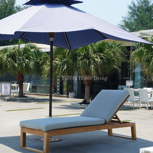 Chaise longue de jardin en teck de style moderne avec tissu imperméable pour piscines, plages, villas et hôtels de villégiature - Product Image 6