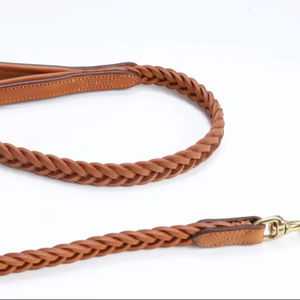 Laisse pour chien en cuir tressé de tannerie Pear Tannery - Product Image 1
