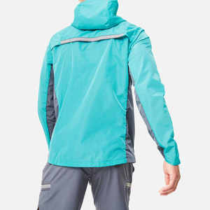 Conjunto Deportivo Personalizado para Hombre, Camiseta y Pantalones Cortos - Product Image 5