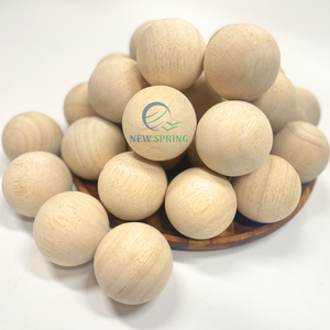 Boules artisanales en bois naturel avec surface lisse personnalisées non toxiques pour la décoration de la maison des enfants bon prix - Product Image 2