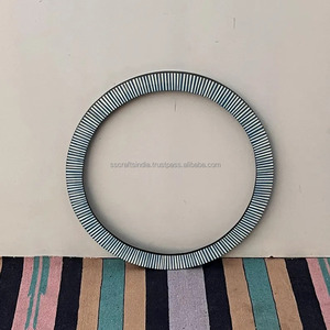 Miroir indien exquis avec incrustation d'os, style design moderne pour vanité, salle de bain ou entrée, le plus demandé pour l'exportation - Product Image 2
