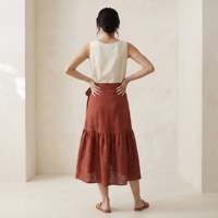 Jupe mi-longue en coton rouge brique à volants pour femmes, avec tissu léger, style moderne, coupe confortable pour tous les jours