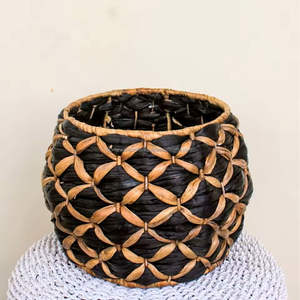 ตะกร้าหวายสานสวยงามจากธรรมชาติ ผลิตจากผักตบชวา ใช้จัดเก็บของในบ้าน ขายส่ง น้ำหนักเบา ทนทาน ผลิตในเวียดนาม - Product Image 1