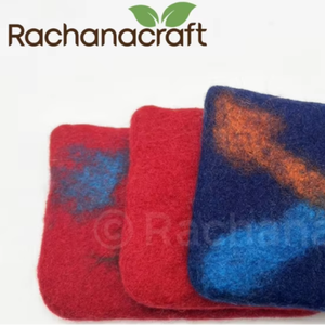 Monedero plegable de fieltro de lana hecho a mano, ecológico, rectangular, minimalista, artesanal, tarjetero sostenible de fieltro. - Product Image 1