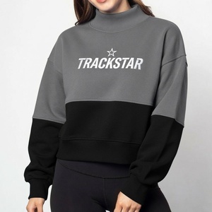 เสื้อสเวตเชิ้ตคอเต่าทรงโอเวอร์ไซส์สีขาวกรมท่าสำหรับผู้หญิง ปักลาย Trackstar ผ้าฟลีซหนานุ่ม - Product Image 4