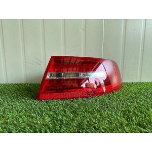 ไฟท้ายมือสอง A6 ด้านขวา รุ่น 4F5945096 - Product Image 1