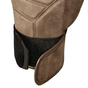 Gants de boxe en cuir pleine fleur de vachette imperméables avec sangle de poignet pour adultes, équipement d'entraînement d'arts martiaux, logo gaufré, marron - Product Image 6