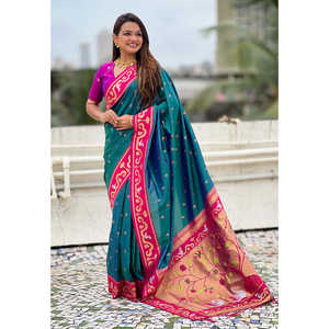 Sari en soie Paithani tissé en zari vert, écharpes et châles ethniques - Product Image 1