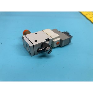 Válvula Solenoide SMC SYJ522M-5LOZ-M5-F de 3 Puertos - Equipo y Piezas de Semiconductores de Confianza de Tradicción Global - Product Image 5