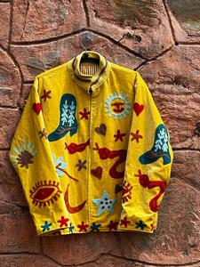 Veste bomber en velours jaune brodée à la main pour femmes |   Motif floral automne/hiver |   Doublure en coton écologique réversible - Product Image 1